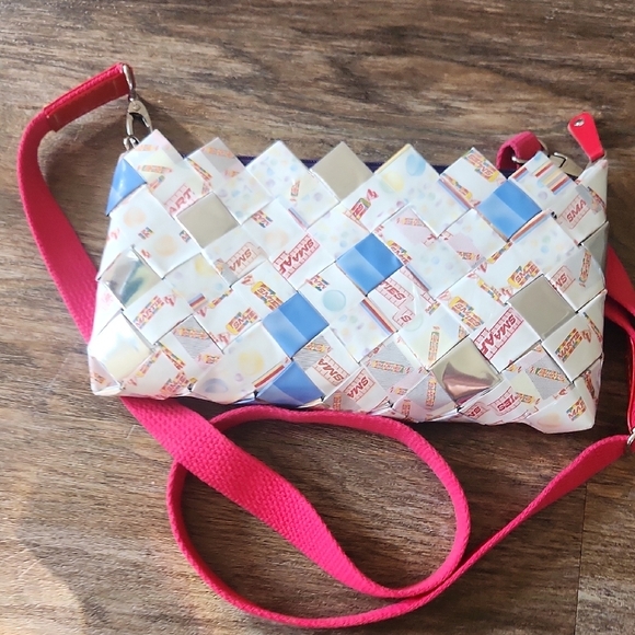 Nahui Ollin Smarties Red and White Crossbody Bag with Geometric Trim - Picture 1 of 7